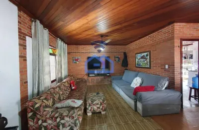 Casa de 3 dormitórios com edícula à venda no bairro do sumaré em caraguatatuba, sp