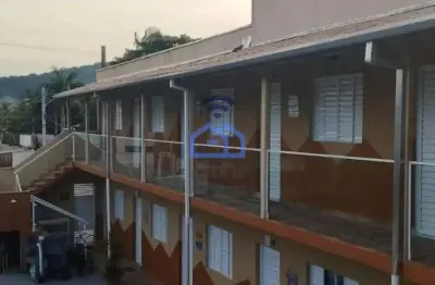 Kitnet em condomínio à venda a apenas 300m da praia no bairro do massaguaçu em caraguatatuba, sp
