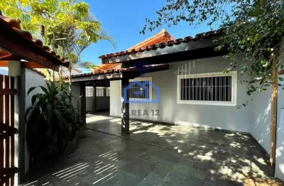 Casa térrea à venda na região central, bairro do caputera em caraguatatuba, sp