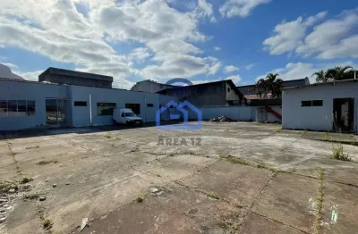 Casa comercial com 1 sala para alugar no Indaiá, Caraguatatuba 