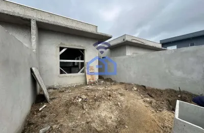 Casa à venda, com 3 dormitórios, piscina, no balneário recanto do sol, caraguatatuba, sp