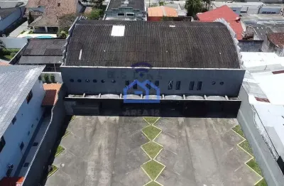 Ponto para locação comercial com 1200m²  no indaiá em caraguatatuba, sp com amplo estacionamento