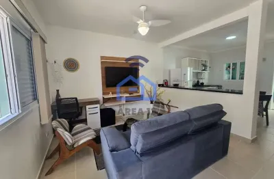 Lindíssimo sobrado à venda a poucos passos da prainha, bairro prainha, caraguatatuba, sp