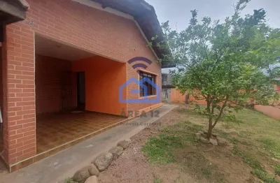 Casa com 3 quartos para alugar na Praia Aruan, Caraguatatuba 
