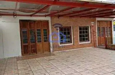 Casa comercial para alugar no Sumaré, Caraguatatuba 