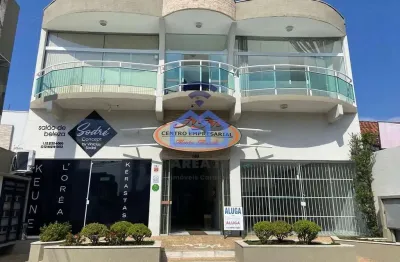 Casa comercial com 1 sala para alugar no Centro, Caraguatatuba 