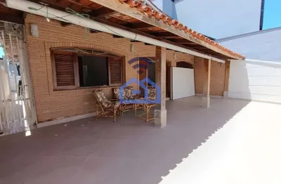 Casa para locação comercial ou residêncial no bairro jardim primavera em caraguatatuba, sp ótima lo