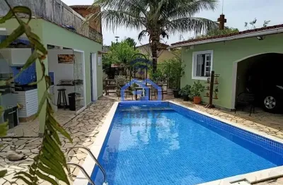 Linda Casa com piscina à Venda, Morro do Algodão, Caraguatatuba, SP