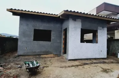 Casa térrea em construção, com 02 dormitórios, à venda no rio vermelho!!!
