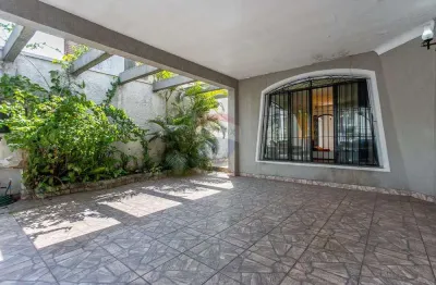 Sobrado de 220m², 3 quartos, edícula e garagem para 2 carros à venda no jardim consórcio