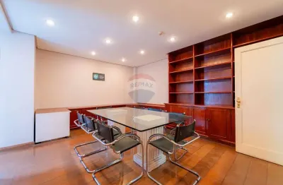 Conjunto comercial exclusivo na república | 120m² | 1 vaga de garagem