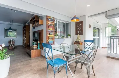 Apartamento com 3 quartos, varanda gourmet e depósito na desejada rua das flechas