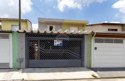 Sobrado amplo e arejado 2dorm, 2 vagas Capela Do Socorro Santo Amaro