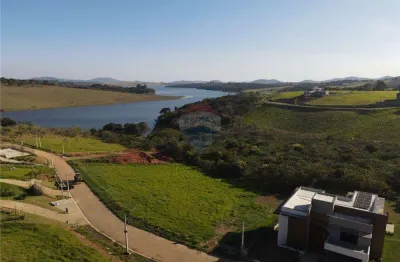 Viva o paraíso na represa de joanópolis! seu refúgio de tranquilidade está aqui no terreno g4 do terras dujoa. contate o consultor alexandre