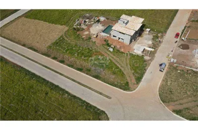 Incrível oportunidade em joanópolis, lote de esquina com 1000 mts totalmente plano , no residencial eldorado, agende uma visita!