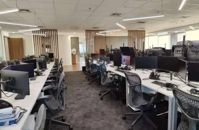 Conjunto comercial completamente mobiliado em pinheiros! localização privilegiada!