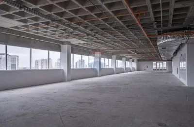 Conjunto comercial próximo ao metrô na zona oeste! Acesso fácil à Marginal Tietê!