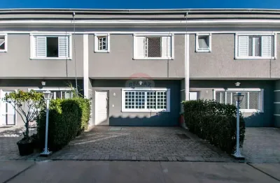 Belo sobrado com 3 dorms,(com ar condicionado) 1 suite, churrasqueira e 2 vagas