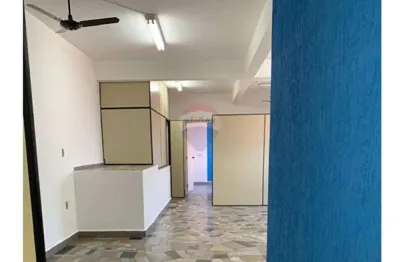 Sala comercial para alugar na Vila Anastácio, São Paulo 