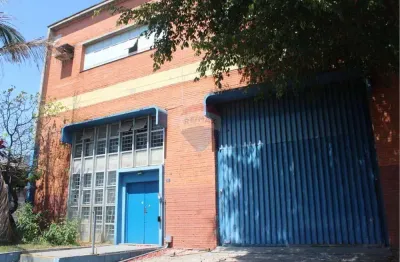 Galpão para locação  e escritórios que somam 2.830m² de área útil interna  terreno  2.776m²,