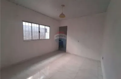 Casa com 2 quartos para alugar na Rua Barbalha, 411, Alto da Lapa, São Paulo