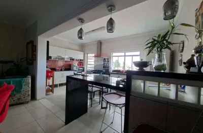 Sobrado freguesia com  4  doms 1 suite e 2 vagas e churrasgueira