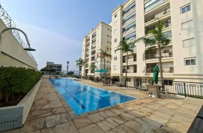 Apartamento com 2 doms sendo 1 suite, 3 vagas e deposito no jaguaré prox metro