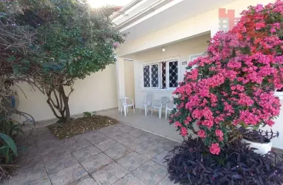 Casa com 6 quartos à venda no Parque São Jorge, Florianópolis 