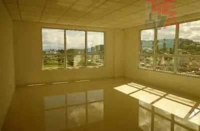 Sala comercial à venda na Rua Sebastião Furtado Pereira, Barreiros, São José