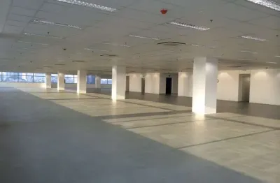 Aluga-se conjunto comercial com 839m² na lapa de baixo