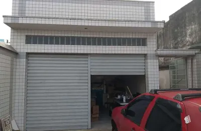 Casa com 2 quartos para alugar na Rua Ferreira de Araújo, --, Pinheiros, São Paulo