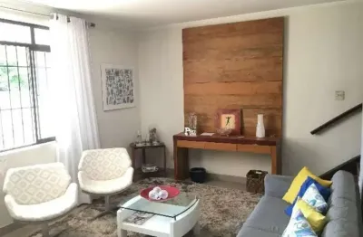 Casa à venda na Vila Albertina com 3 dormitórios 1 suíte 4 banheiros 1 vaga