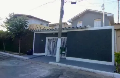 Imperdível: casa à venda em são paulo-sp, no bairro socorro, com 4 quartos, 2 suítes, 3 banheiros, 4 vagas de garagem!