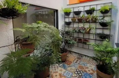 Sobrado á venda 125m² com 3 dormitórios 2 vagas em vila industrial