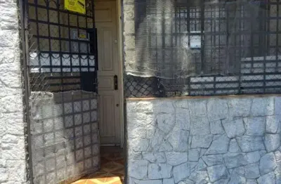 Casa à venda em São Paulo-SP, Vila Ipojuca: 2 quartos, 2 banheiros, 103 m² de área. Aproveite essa oportunidade!