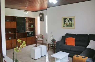 Casa térrea a venda no jd. susana: 3 quartos (1suíte) | 3 banheiros | 4 vagas