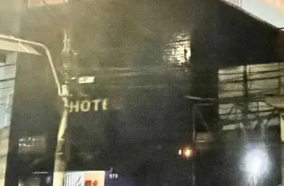 Prédio comercial com área privativa de 820 m2 e 10 vagas de garagem!!!!!!!!