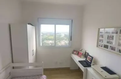 Apartamento - 2 dorms, varanda fechada vidro, vista Fazendinha!