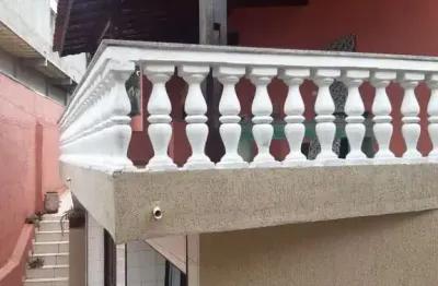 Sobrado 194 m² com 3 dormitórios sendo 1 suíte, 3 banheiros, 2 vagas r$ 890.000,00