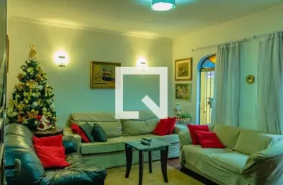 Casa com 3 quartos à venda na Rua dos Paulistanos, --, Vila Mascote, São Paulo