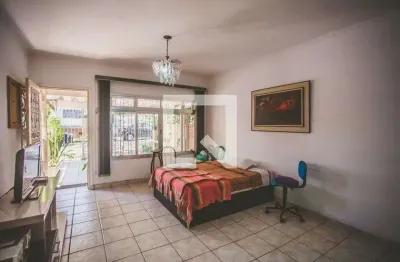 Casa com 2 quartos à venda na Rua das Camélias, --, Chácara Inglesa, São Paulo