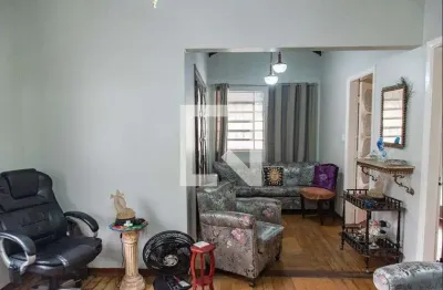 Casa com 3 quartos à venda na Rua Guedes Nogueira, --, Cambuci, São Paulo