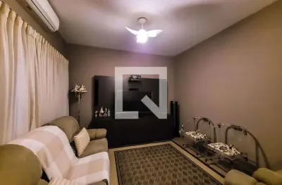 Casa com 4 quartos à venda na Rua Padre Luiz da Grã, --, Vila das Mercês, São Paulo