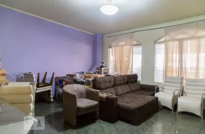 Casa com 3 quartos à venda na Rua Santo Irineu, --, Chácara Inglesa, São Paulo