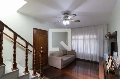 Casa com 3 quartos à venda na Rua Doutor José Diogo Bastos, --, Jardim Aricanduva, São Paulo