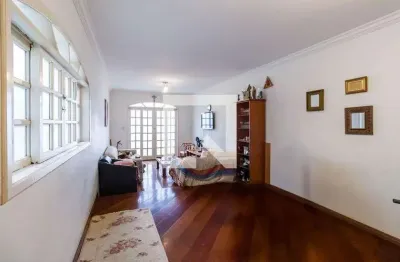 Casa com 4 quartos à venda na Rua Francisco Carvalho Henriques, --, Jardim Londrina, São Paulo