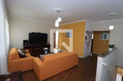 Casa com 3 quartos à venda na Rua Ricardo Vilela, --, Vila Esperança, São Paulo