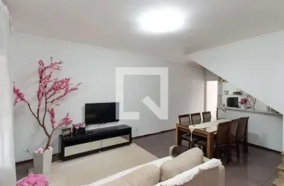 Casa com 3 quartos à venda na Rua Ministro Carvalho Mourão, --, Vila Sabrina, São Paulo