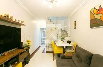Casa em condomínio fechado com 3 quartos à venda na Rua Atuaí, --, Vila Esperança, São Paulo