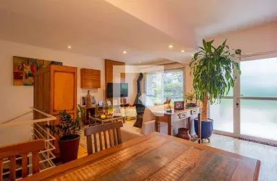 Casa em condomínio fechado com 3 quartos à venda na Rua Francisco Pessoa, --, Vila Andrade, São Paulo